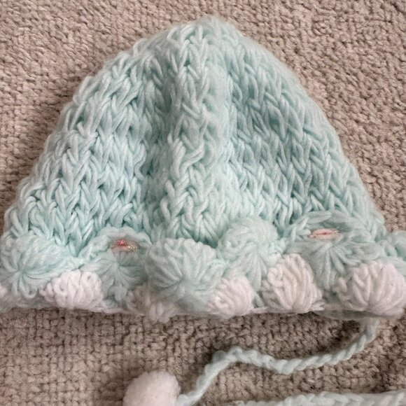 Adorable 3-Piece Hand-knit Baby Sweater Doll Clothes Set Hat Booties Blue/White - Picture 6 of 8